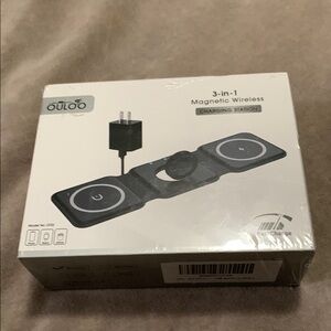 Black 3-in-1 Magnetic Wireless Charger